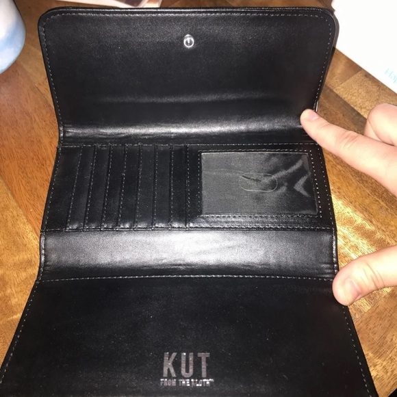 Wallet - Picture 2 of 4